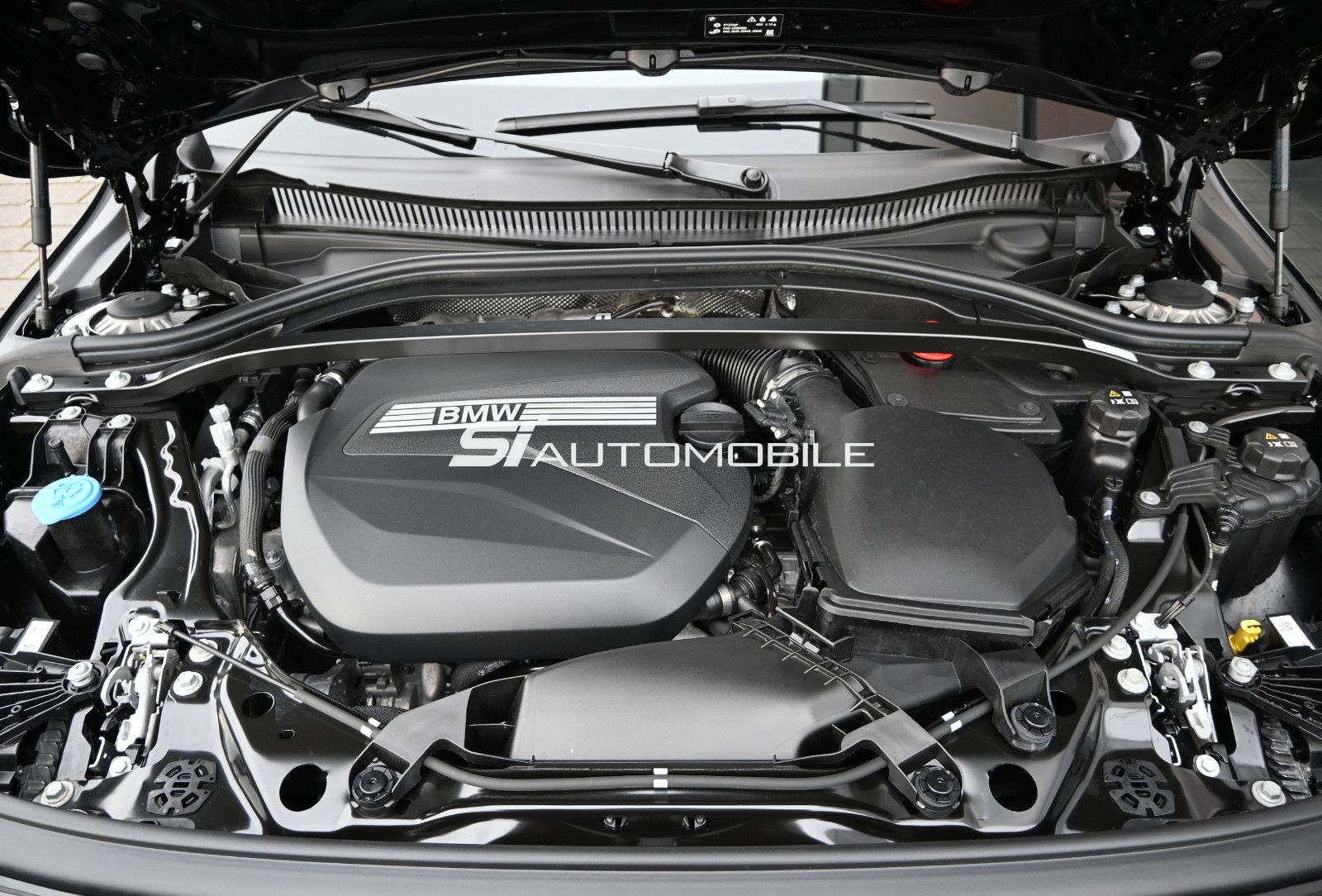 Fahrzeugabbildung BMW 120d M SPORT PRO °ACC°AHK°HARMAN°HUD°MEMO°360°