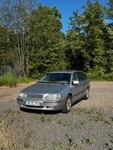 Volvo V40 1.8 - gebrauchte Volvo V40 aus dem Jahr 2001