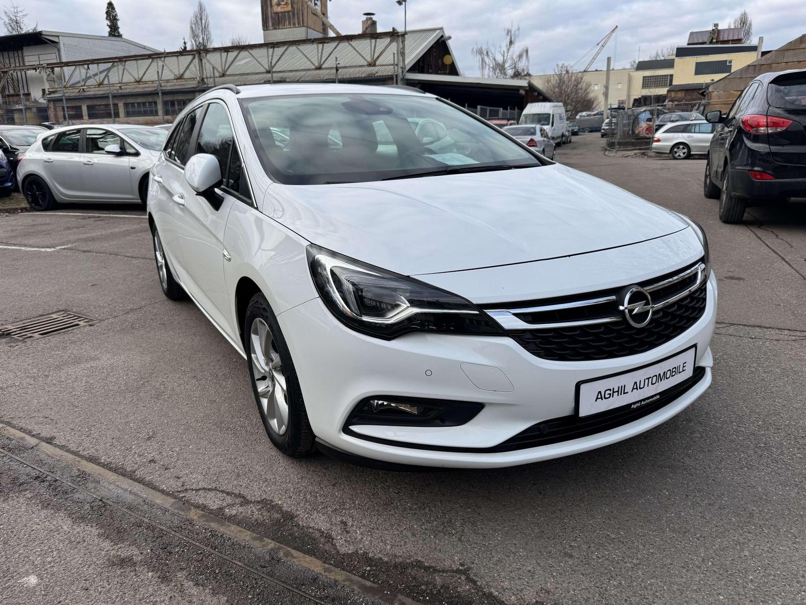 Opel Astra Edition  1.6 TÜV und HU neu 8-fach bereift