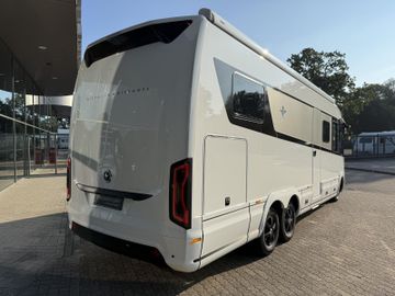 Niesmann + Bischoff Arto 84