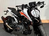 KTM 390 Duke - Leo Vince & neue Reifen - KTM Motorräder in Erfurt