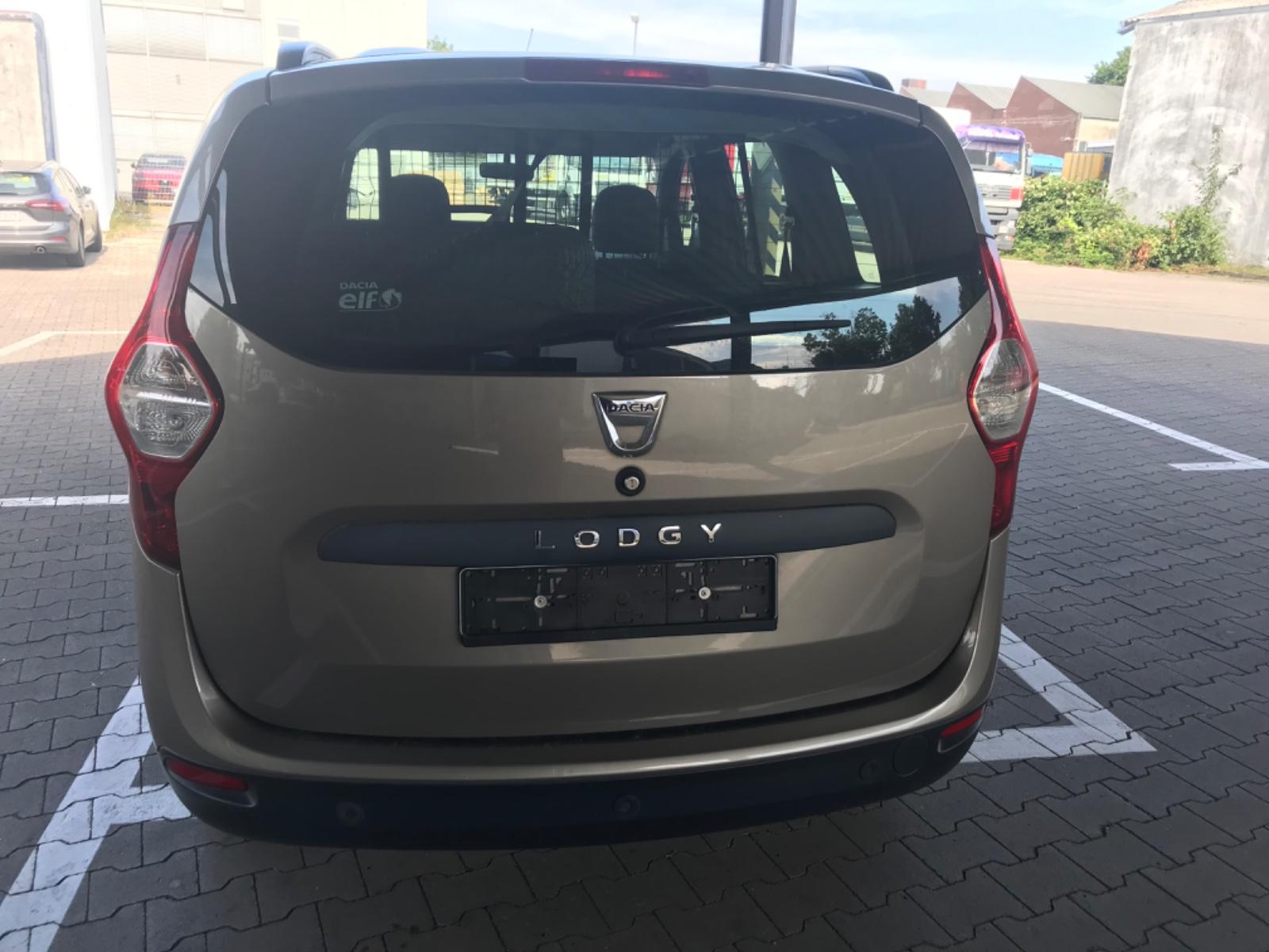 Dacia Lodgy 2015 — interior