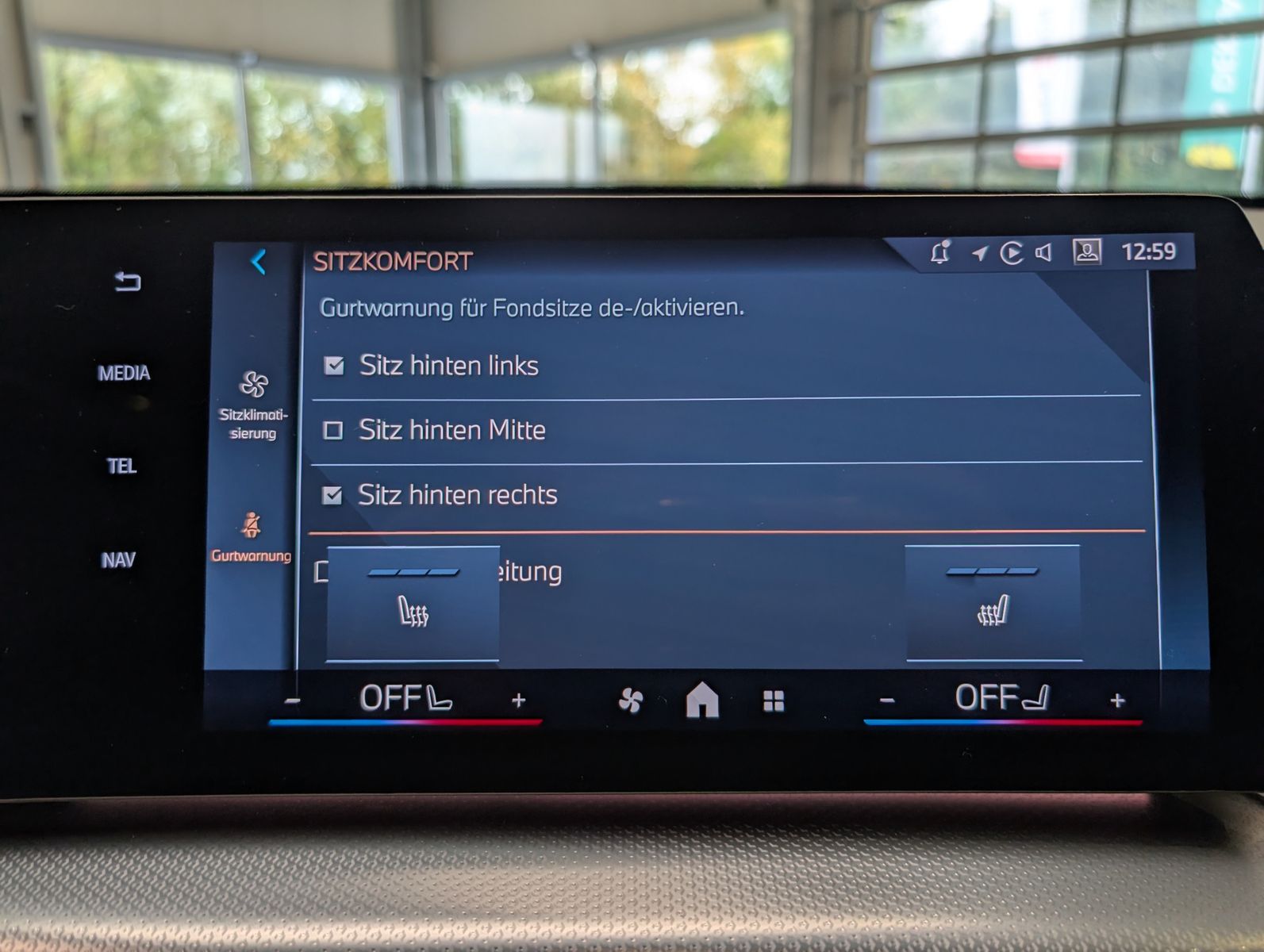 Fahrzeugabbildung BMW X1 18 d M-Sport Pano Premium-Travel-Paket AHK