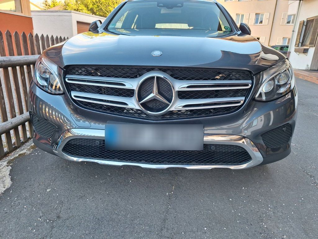 Image of Mercedes-Benz GLC 250