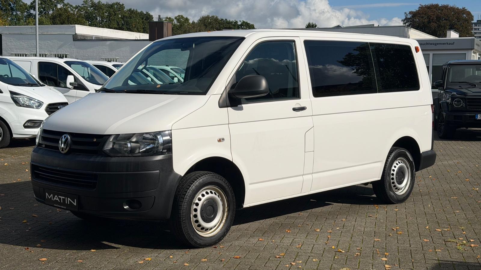 Volkswagen T5 TRANSPORTER 2.0 TDI 9-SITZER/ZAHNRIEMEN NEU !