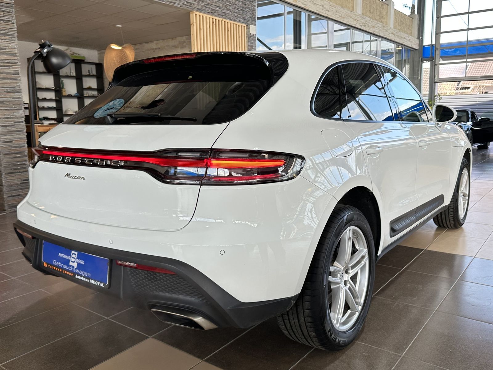 Porsche Macan Allrad*R.Cam*Navi*Leder*SHZ*LED*Tempomat foto 8