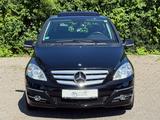 Mercedes-Benz B160 Avantgarde°Automatik°Klima°Pano°Temp° - Mercedes-Benz B 160 mit Benzin-Antrieb