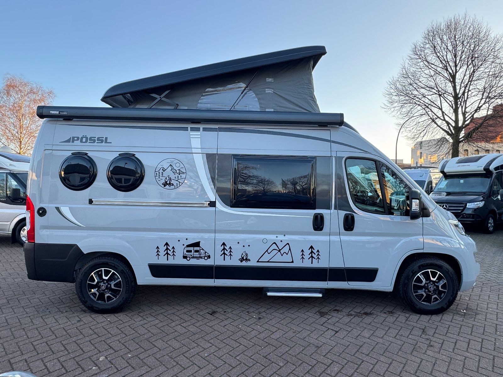 Fahrzeugabbildung Pössl 600 2WIN R PLUS CITROEN SCHLAFDACH AHK KAMERA