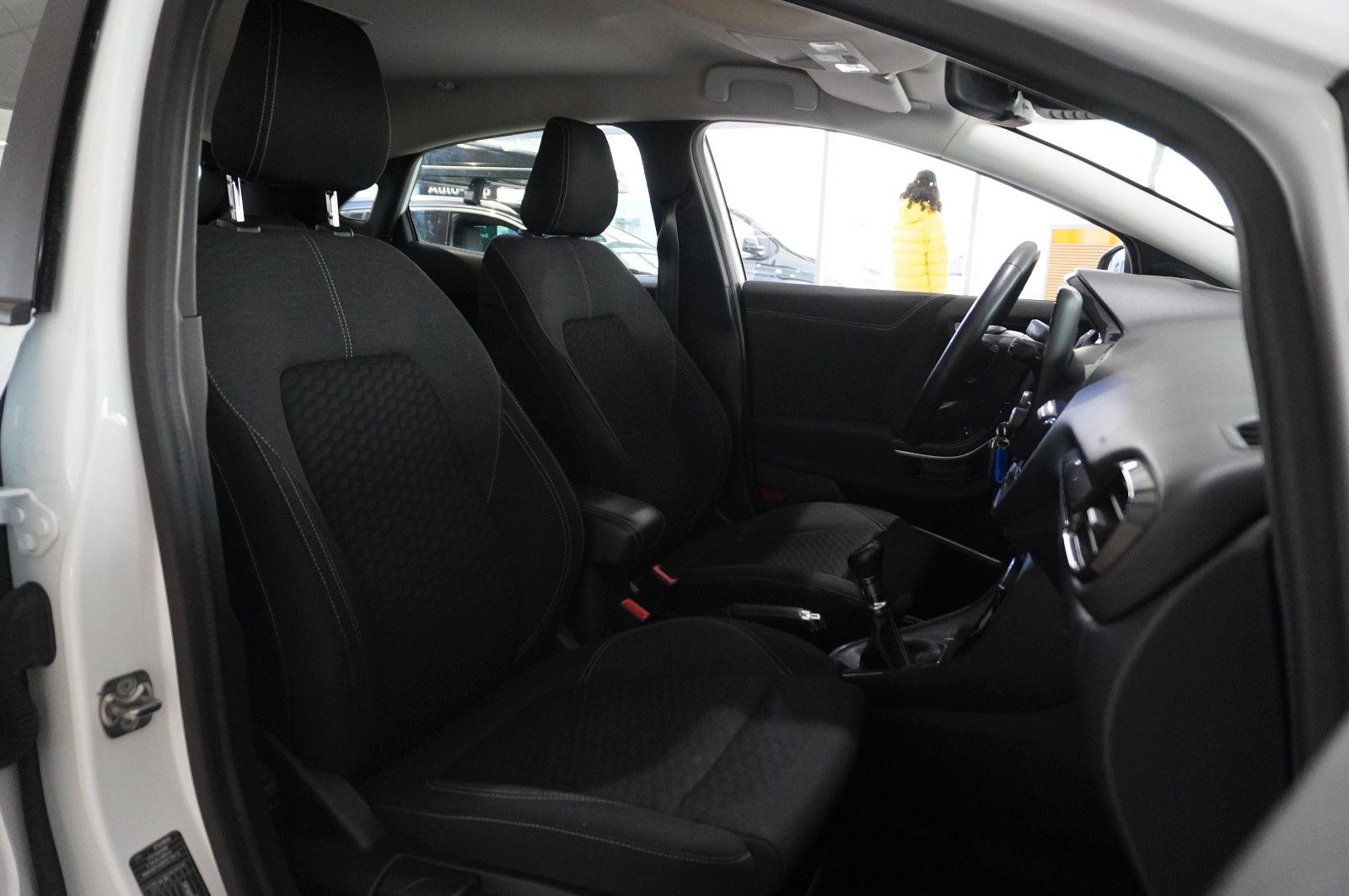 Fahrzeugabbildung Ford Puma 1.5D TITANIUM NAVI/LED/SHZ/TEMP./PDC/DAB+