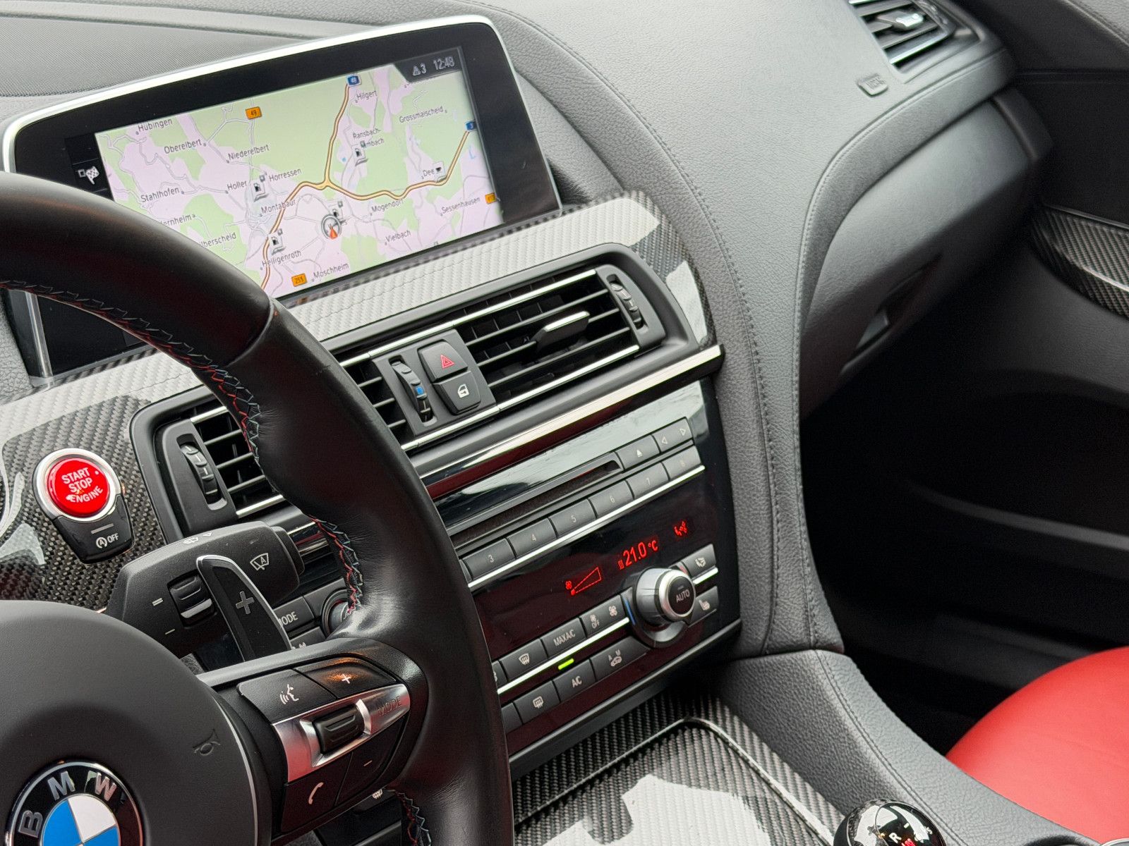 Fahrzeugabbildung BMW M6 Gran Coupe/CARBON/EXCLUSIVE/BLACK&RED/