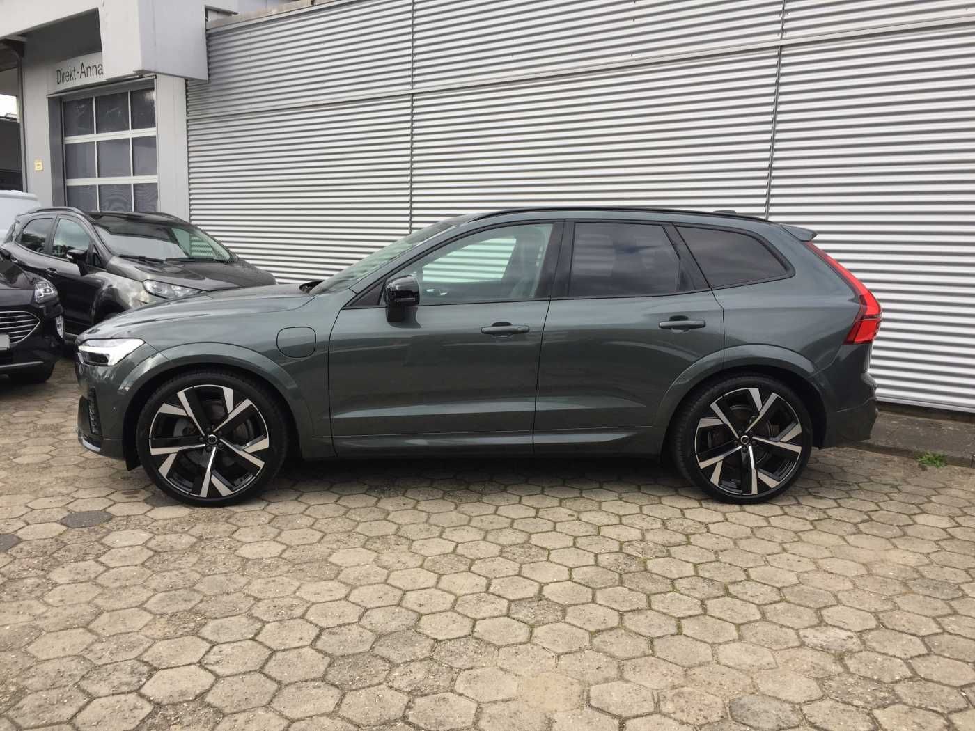 Volvo XC 60 XC60 Ultra Dark Recharge Plug-In Hybrid AW imagem 3