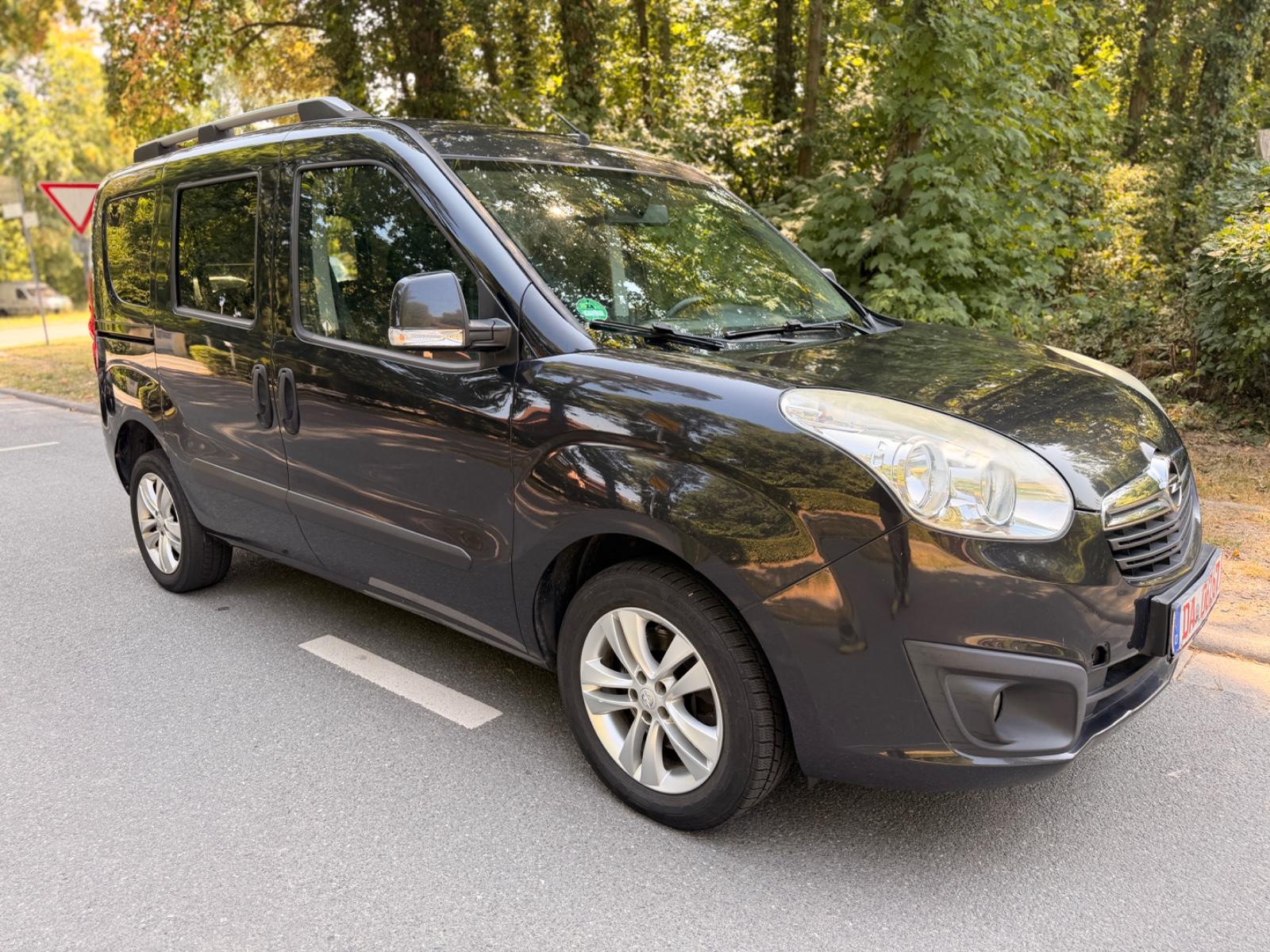 Opel Combo 2.0 D Edition L1H1,AHK