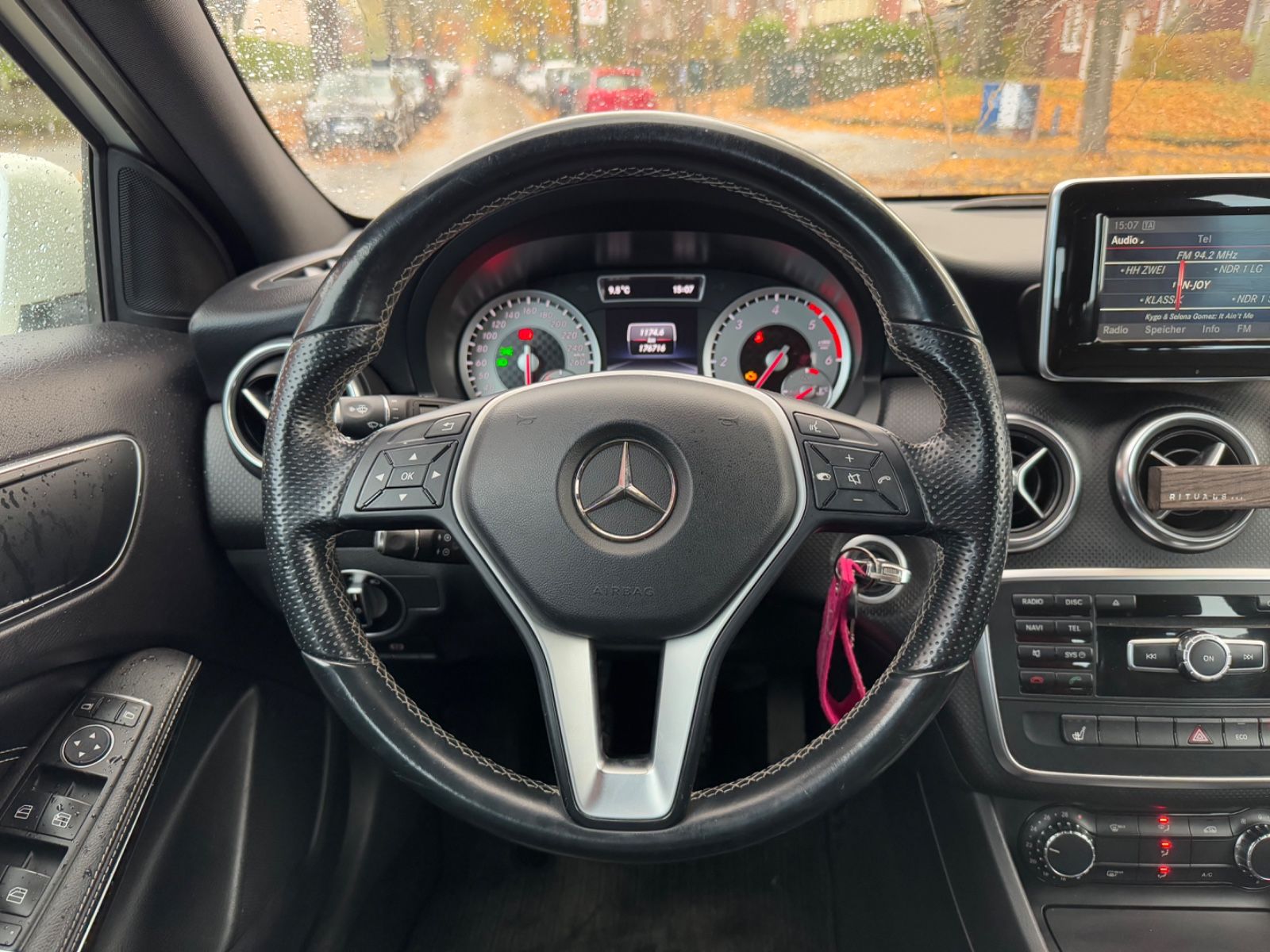 Fahrzeugabbildung Mercedes-Benz A 200 A 200 CDI*BI-XENON*CAM*TEMPO*