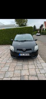 Toyota Auris 1.4 - Toyota Auris Gebrauchtwagen in Hamburg
