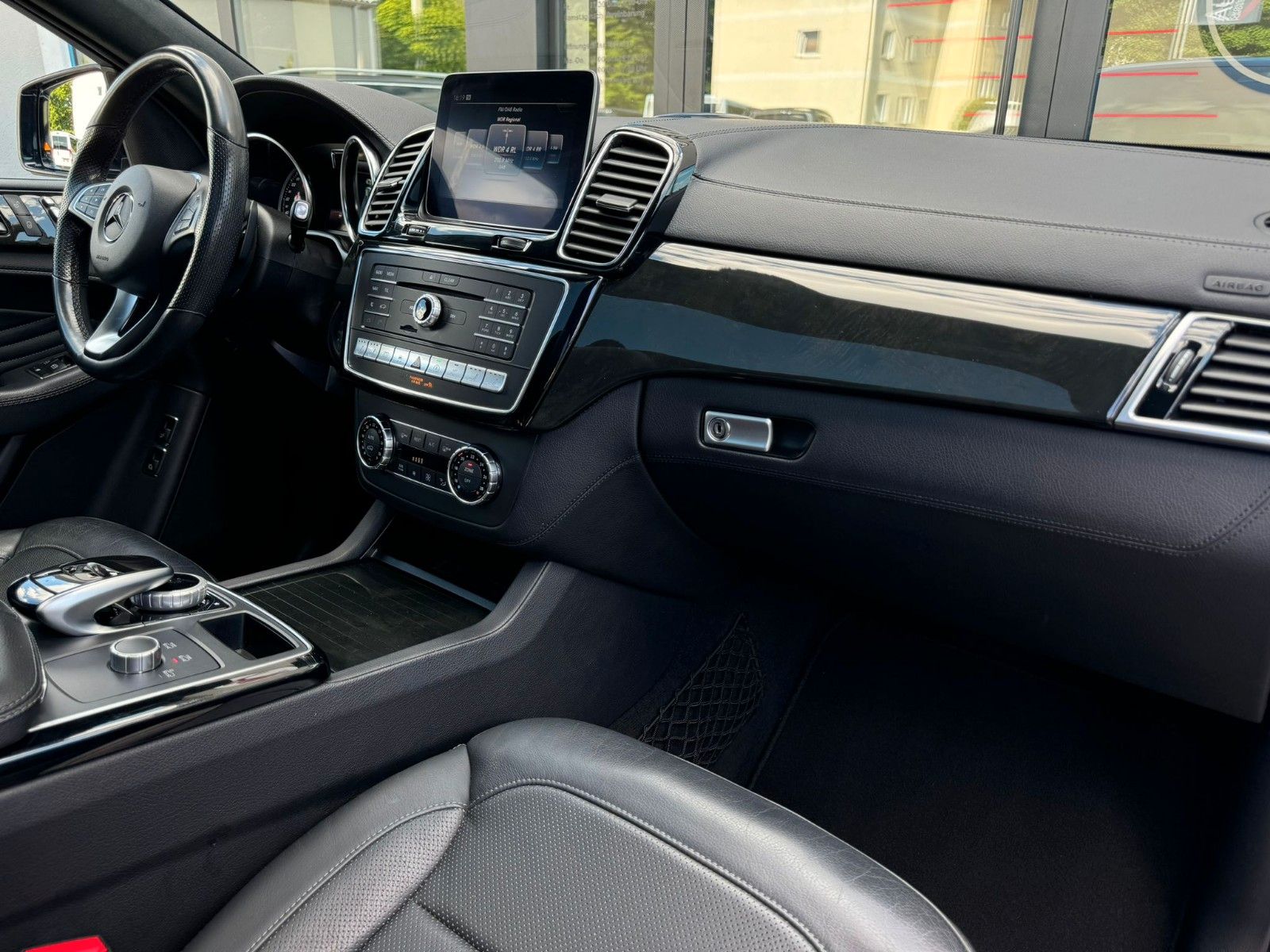 Fahrzeugabbildung Mercedes-Benz GLE 350d Coupe AMG-Line*Junge Sterne 07/26*