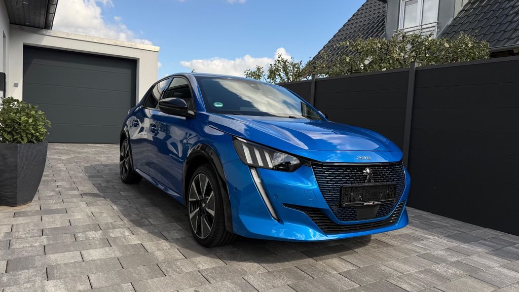 Image of Peugeot e-208