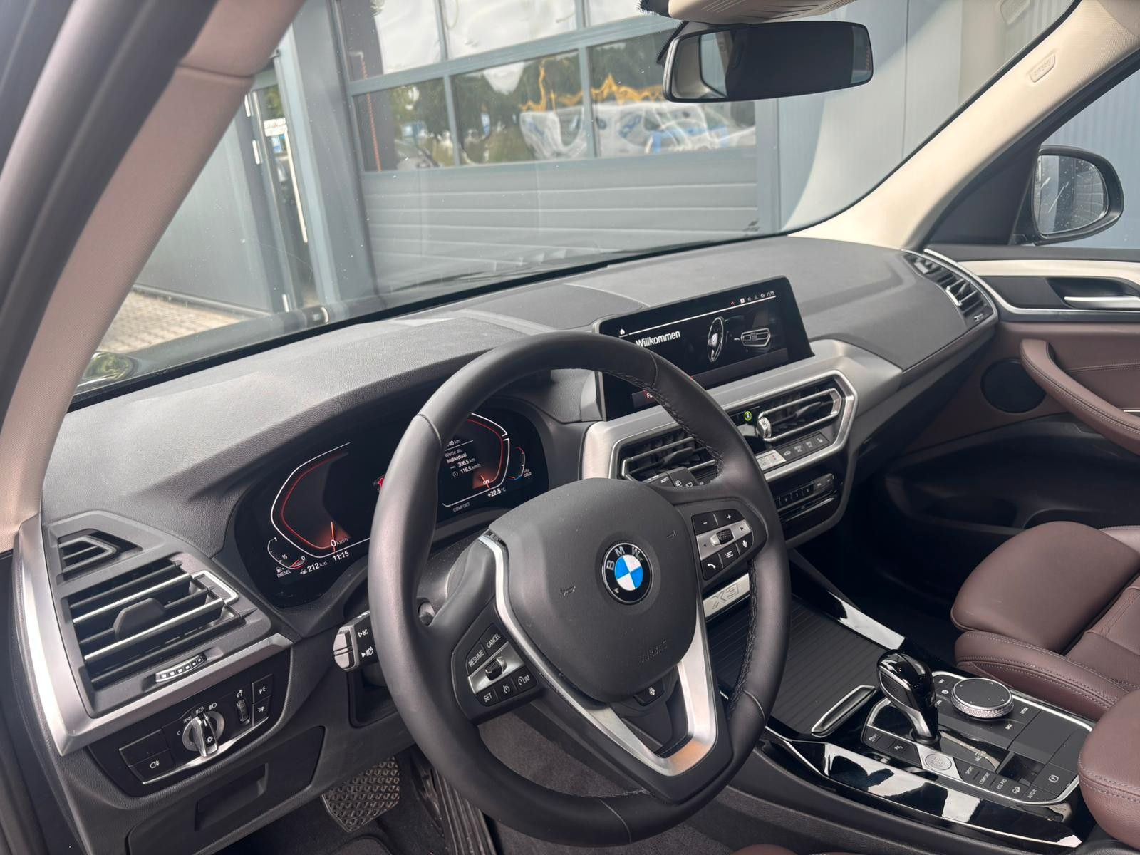 BMW X3 xDrive 30d STANDHZ PDC KAMERA LED NAVI KLIMAA foto 12