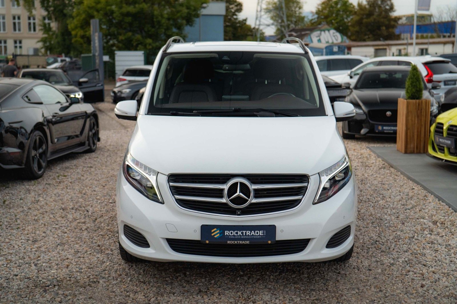 Fahrzeugabbildung Mercedes-Benz V 250 CDI AVANTGARDE EDITION 4MATIC | LED | 19%