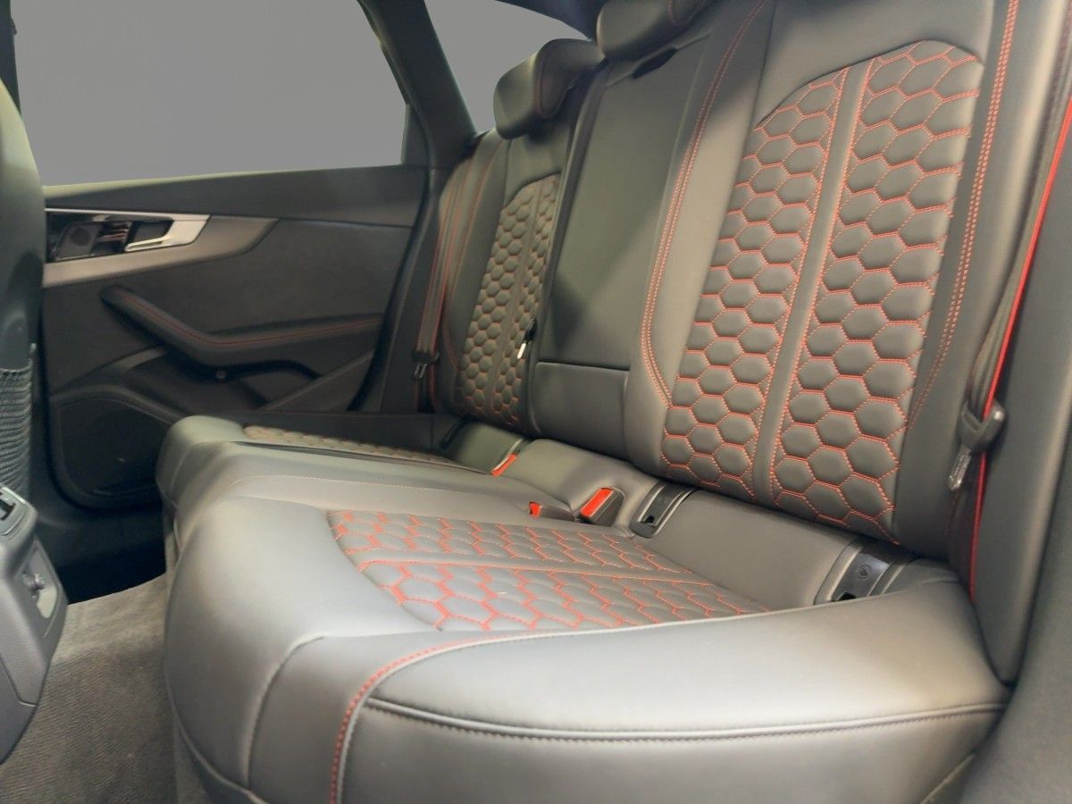 Audi RS4 - Bild 9