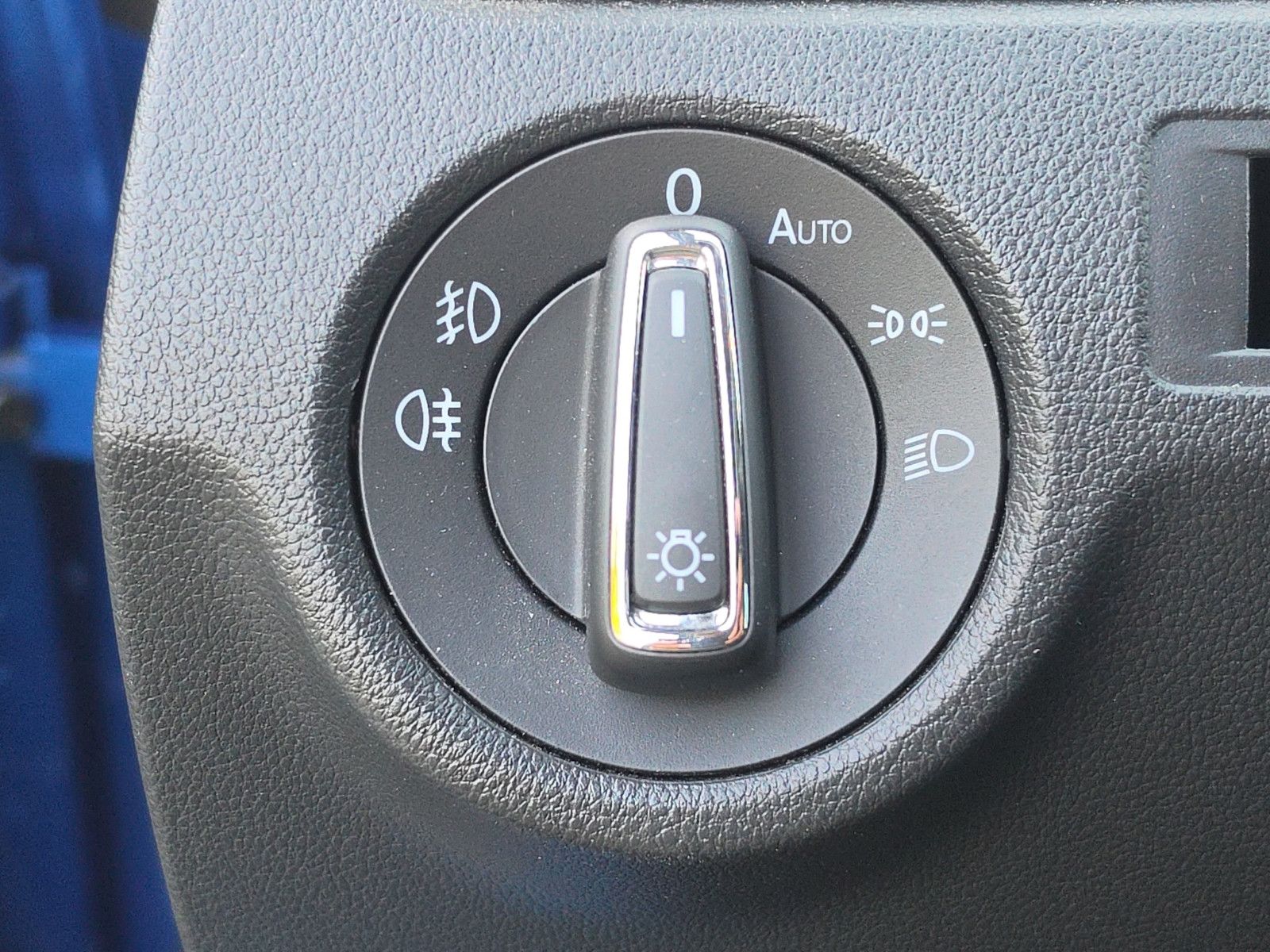 Fahrzeugabbildung SEAT Toledo Style TÜV SERVICE NEU