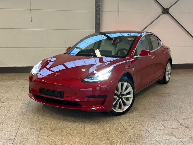 Tesla Model 3 Standard Range Plus RWD Leder weiss 19"