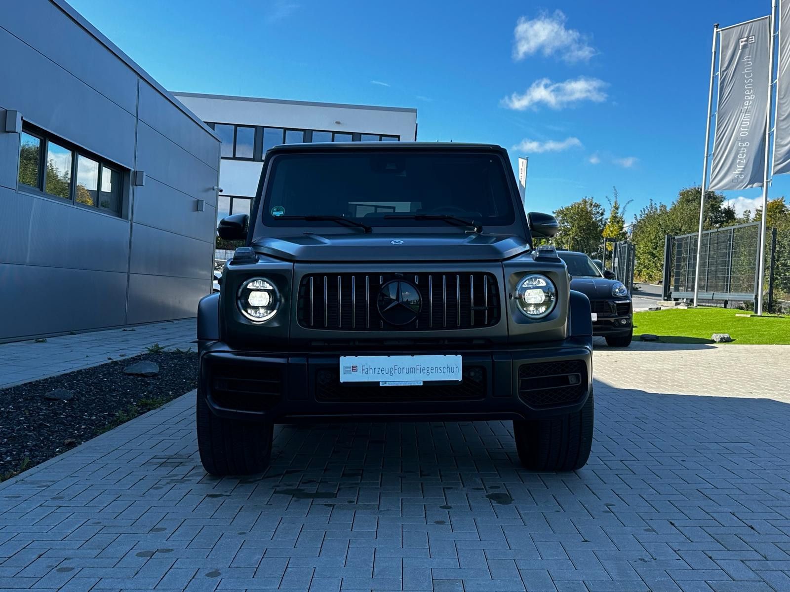 Fahrzeugabbildung Mercedes-Benz G 63 AMG-Night Paket II-Sonderf.-St-Hzg.-TV