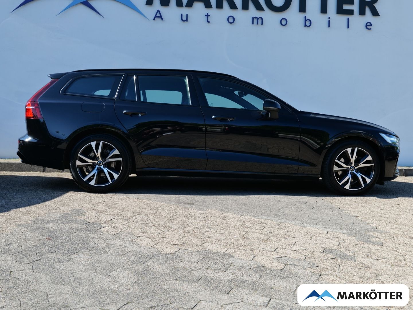 Volvo V60 B4 Plus Dark AHK/STHZ/BLIS/360CAM/Google imagem 2