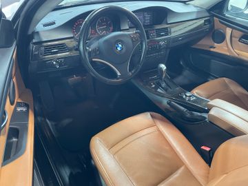 BMW 320 - 4