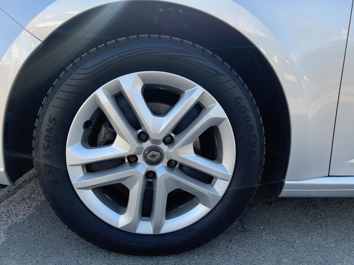 Renault Megane - Bild 20
