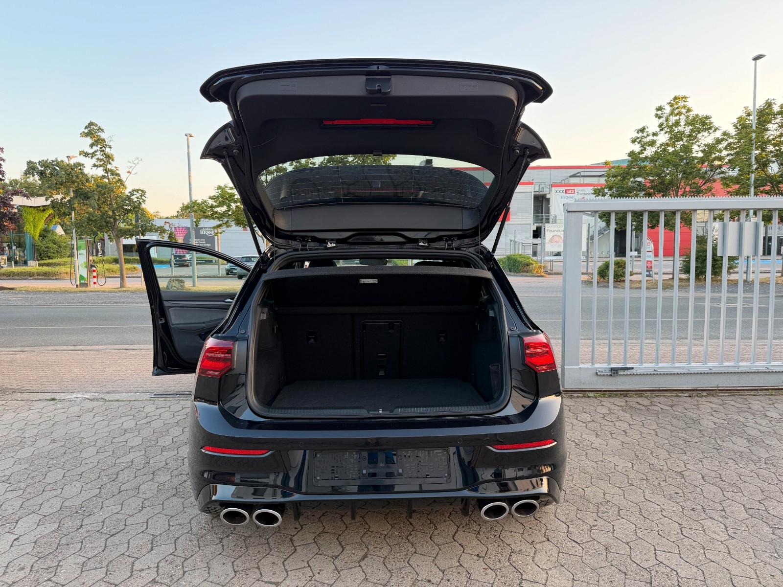 Volkswagen Golf VIII R 4Motion PANO*ACC*SOUND*LANE*SIDE*LED, миниатюра 11