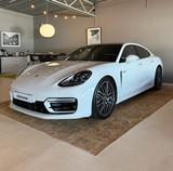 Porsche Panamera 4 E-Hybrid Platinum Edition - Porsche Panamera Edition mit Hybrid-Antrieb (Benzin/Elektro)