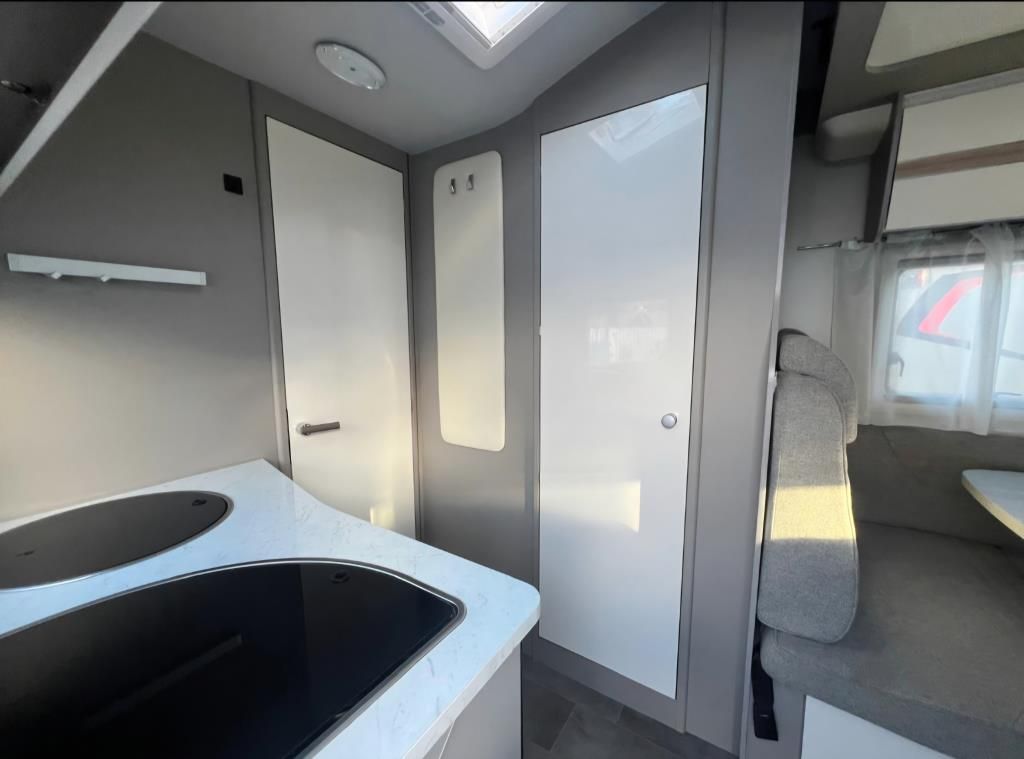 Autohaus Zimpel & Franke -  Ahorn T690 Plus SAT+TV+Fahrradträger+uvm - Bild 6