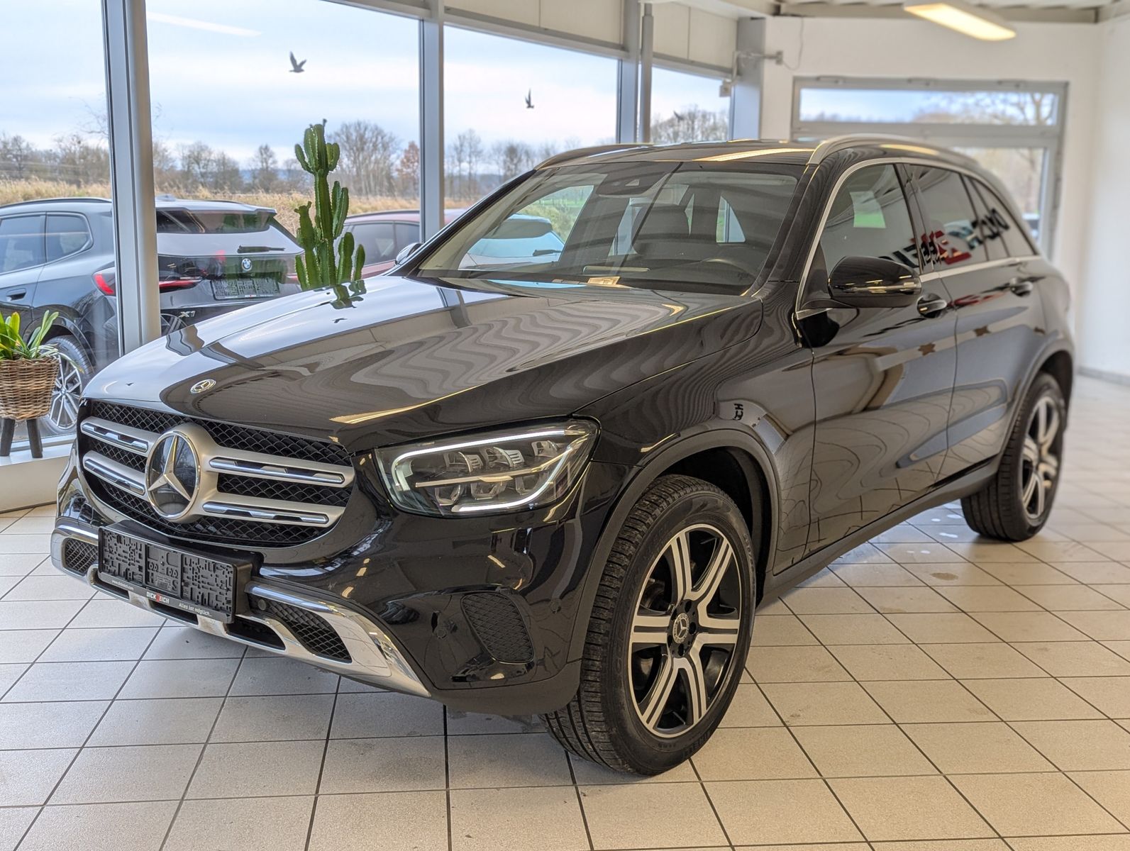 MERCEDES-BENZ GLC 200 4M Business MBUX LED High Temp. AHK 19" - Image 3