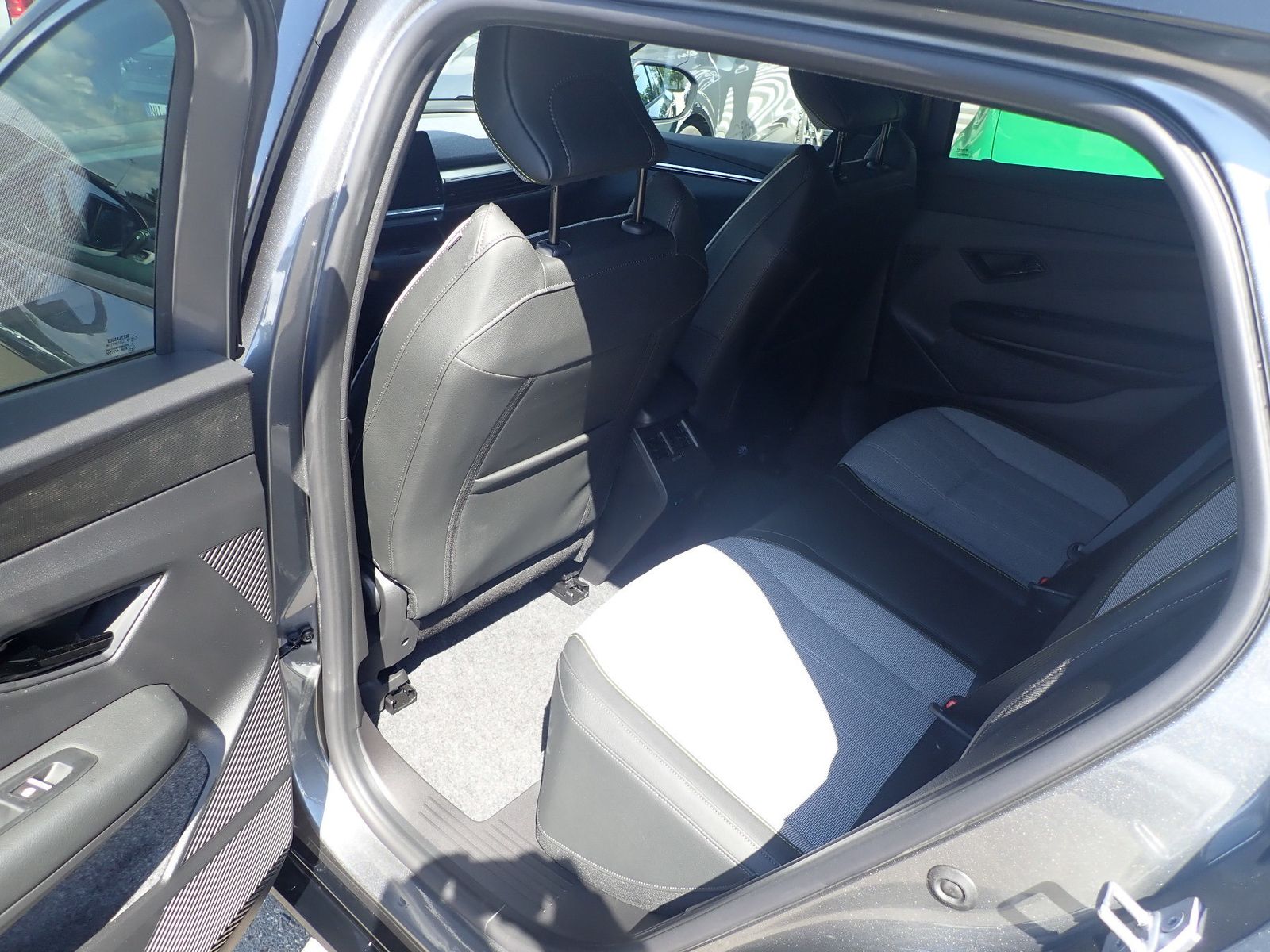 Fahrzeugabbildung Renault Megane E-TECH 100% ele Techno 220 Comfort Range