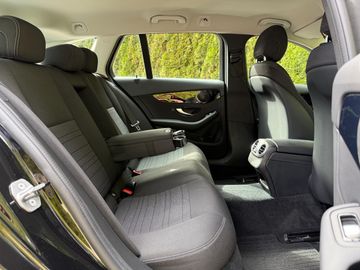 Mercedes C 220 - 10