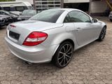 Mercedes-Benz SLK 200 Leder/Aircarf/Sitzheizung/Xenon/PDC/18Zo - Mercedes-Benz SLK 200 in Saarbrücken
