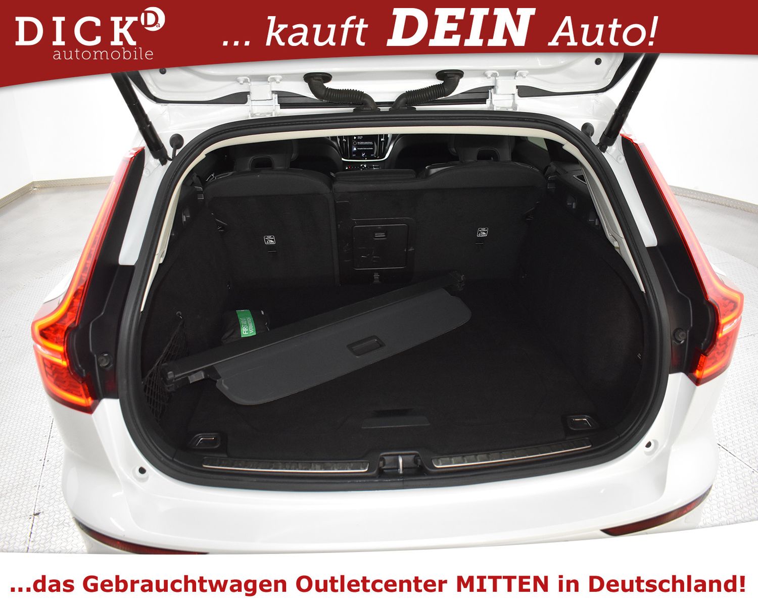 VOLVO V60 B4 Gear Moment Pro PANO+LED+SHZ+KAM+H&K+AHK+ - Image 22