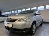 Volkswagen FOX 1.2 BASIS*5 GANG*SERVO*RADIO CD*8 FACH BER.* - Volkswagen Fox in Stuttgart