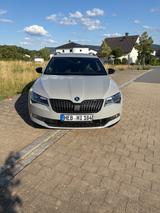 Skoda Superb 2.0 TSI DSG 4x4 SportLine Combi SportLine - Skoda Superb von privat