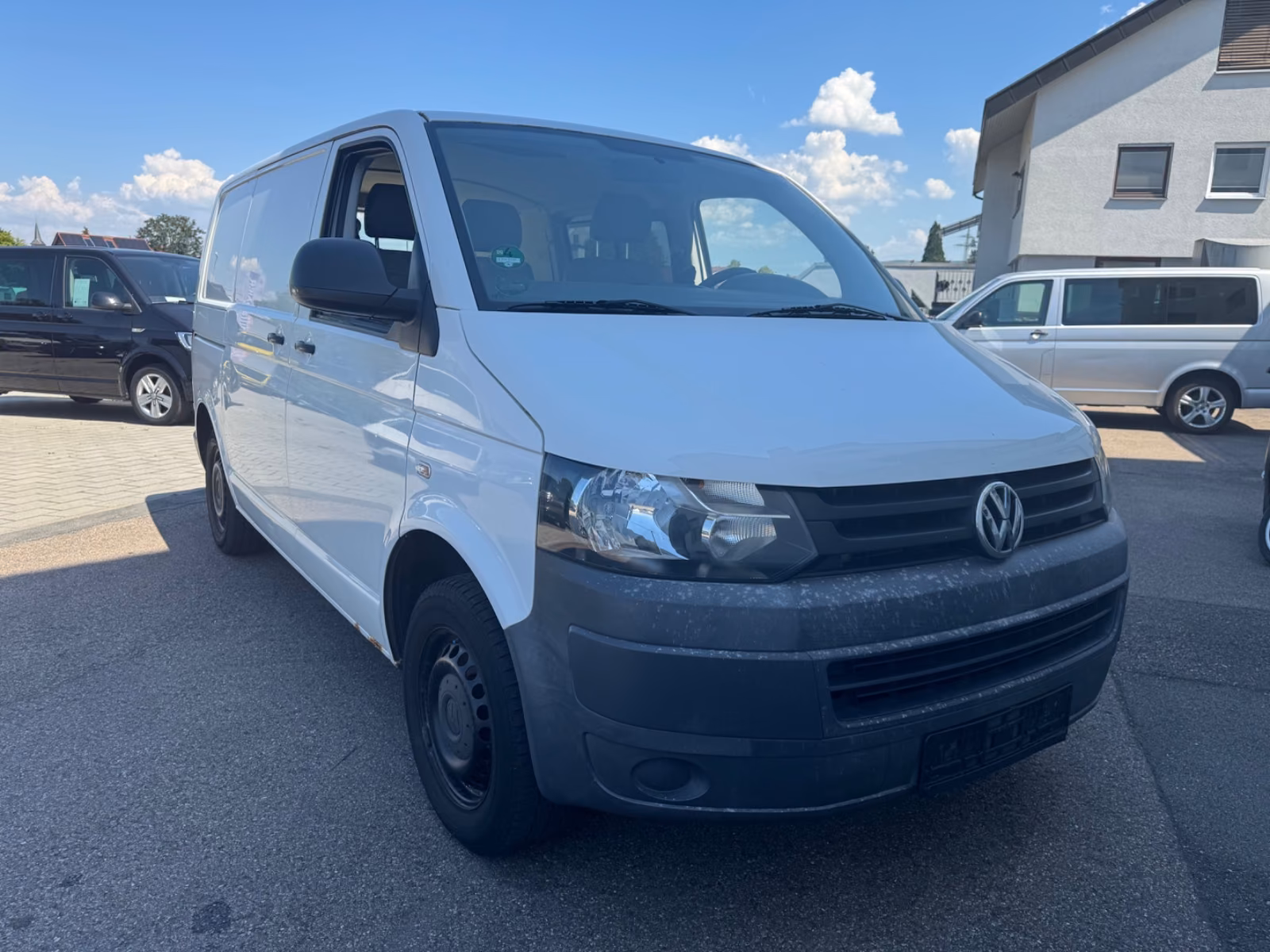 Volkswagen T5 Transporter Kasten/Klima/Bett/Regale/Ausbau