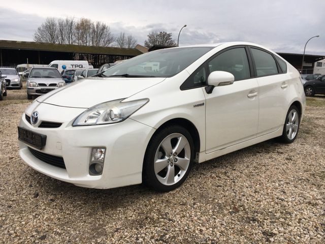 Toyota Prius Life 1.8 KLIMA TEMPOMAT KEYLESS