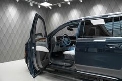 Escalade ESV2025 FACELIFT 4WD LUX PRM GREY/BEIGE