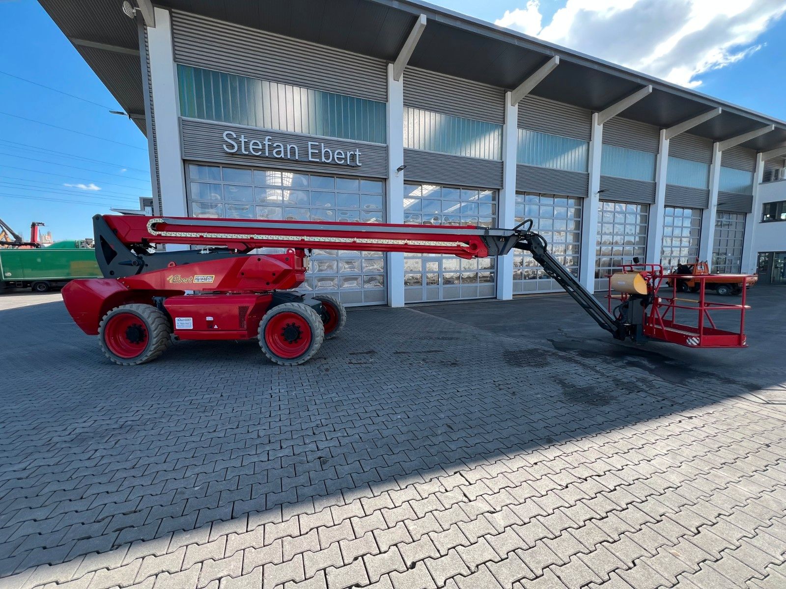 Fahrzeugabbildung Andere Magni DTB 28 RT 4x4 / 28,5m / 454kg / nur 1.388h