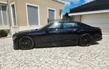 Bentley Flying Spur W12 FIRST EDITION ganz in schwarz - Bentley Flying Spur: Schwarz