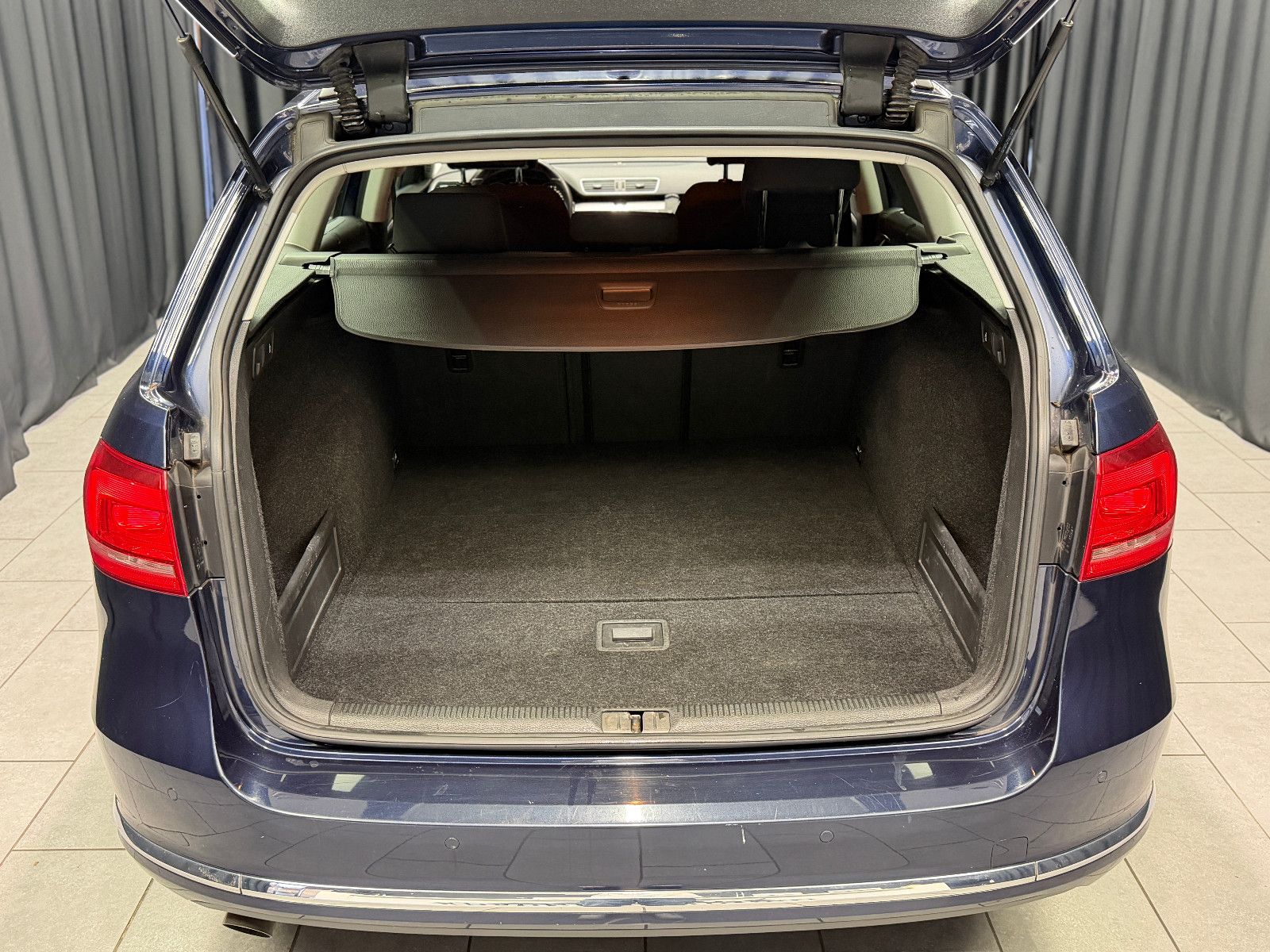 Fahrzeugabbildung Volkswagen Passat Comfortline BlueMotion |PDC|