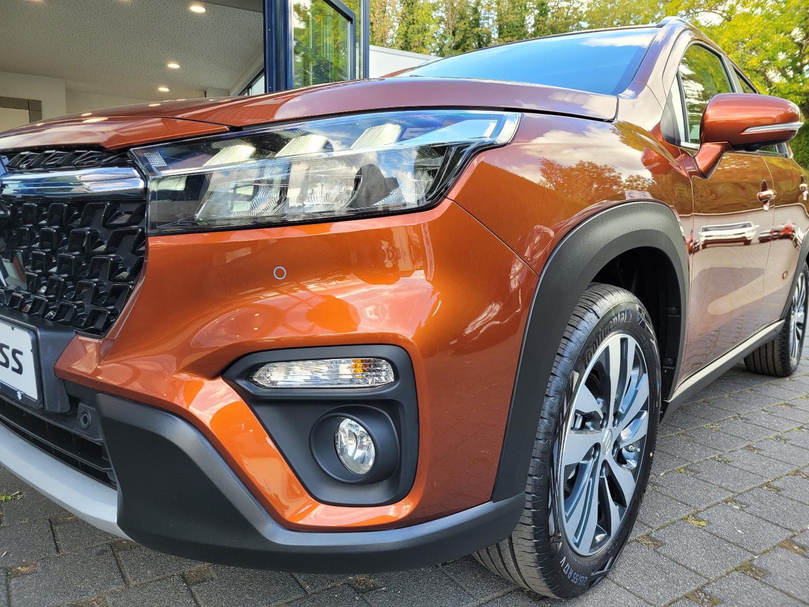 Suzuki S-Cross AllGrip*STANDHEIZUNG*AHK*Pano