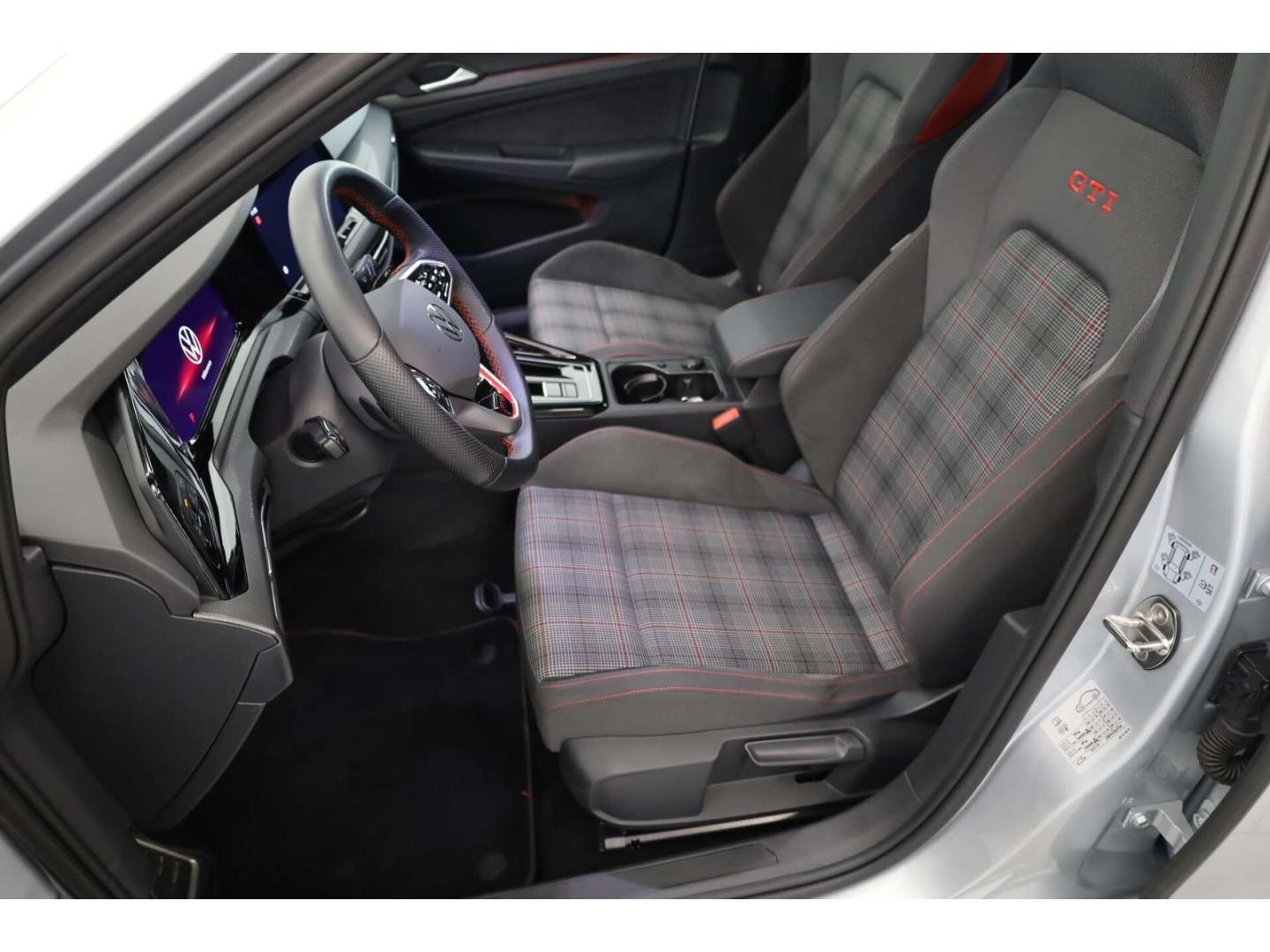Volkswagen Golf GTI 2.0 TSI DSG AHK/Matrix/NAV/RFK/ACC/SH, миниатюра 6