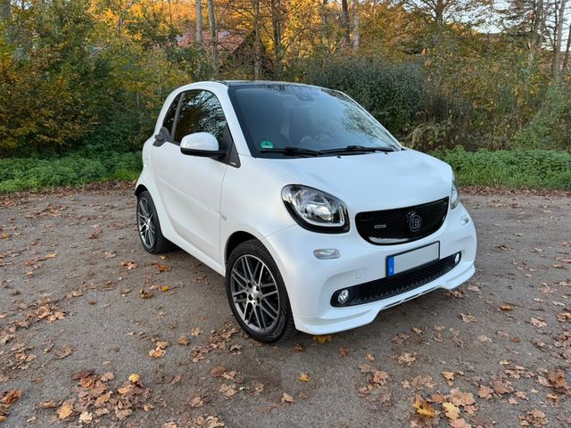 Smart ForTwo  BRABUS /Automatik / Kamera / JBL / 