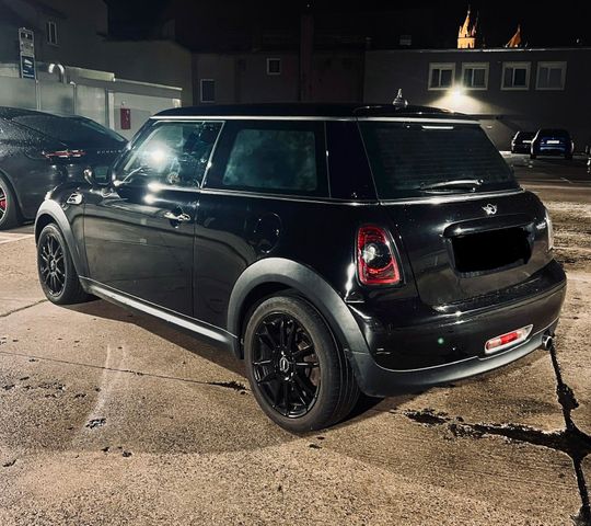 MINI Mini Cooper 1.6 Baujahr 2013