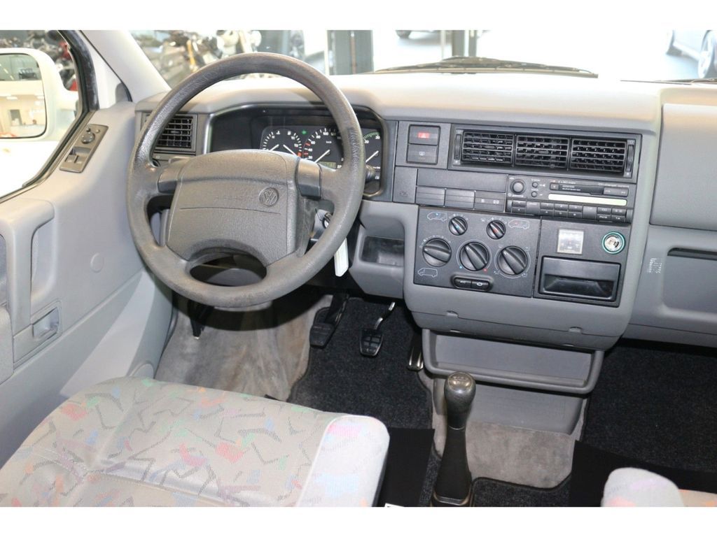 Fahrzeugabbildung Volkswagen Multivan 2.5 Allstar Klima*Unikat